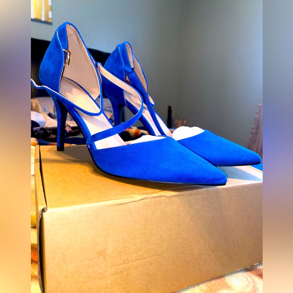 SHEIN Navy blue Strappy heel size 11 (4 inch) NWOT